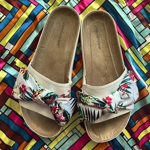 Comfortable stylish sliders